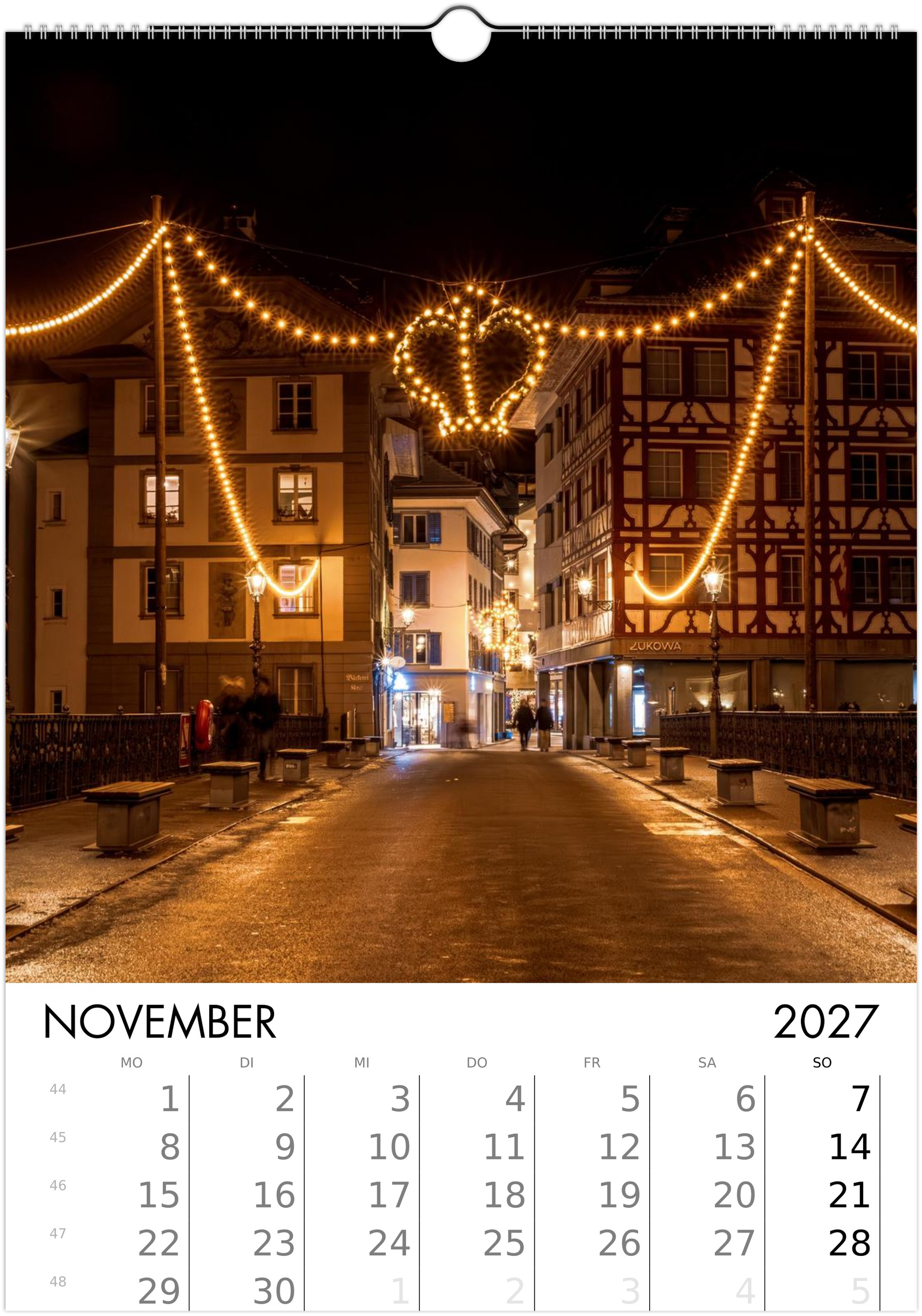 Luzern im November: Stimmung über der Reuss und den Brücken