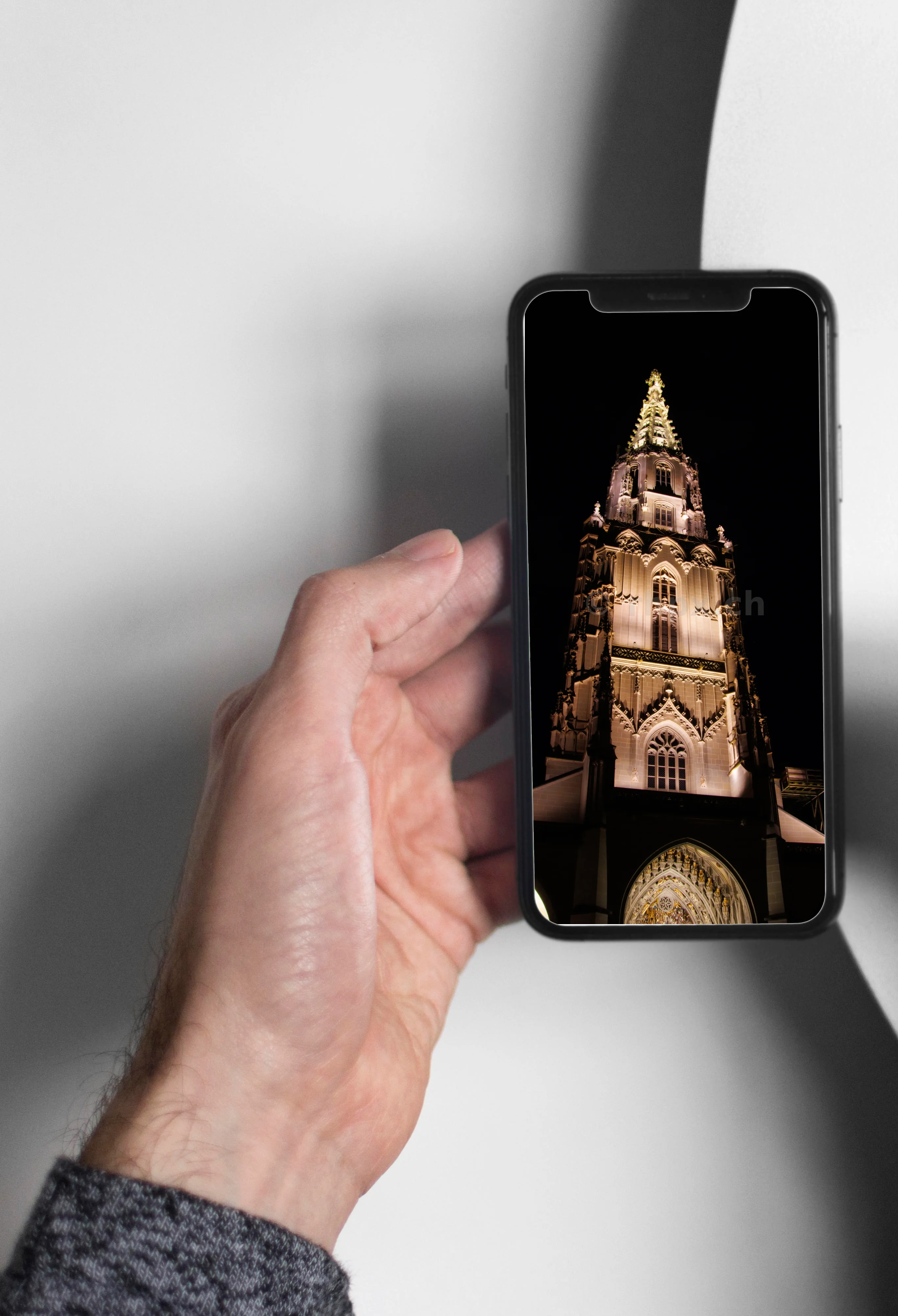 Bern Minster in the night light