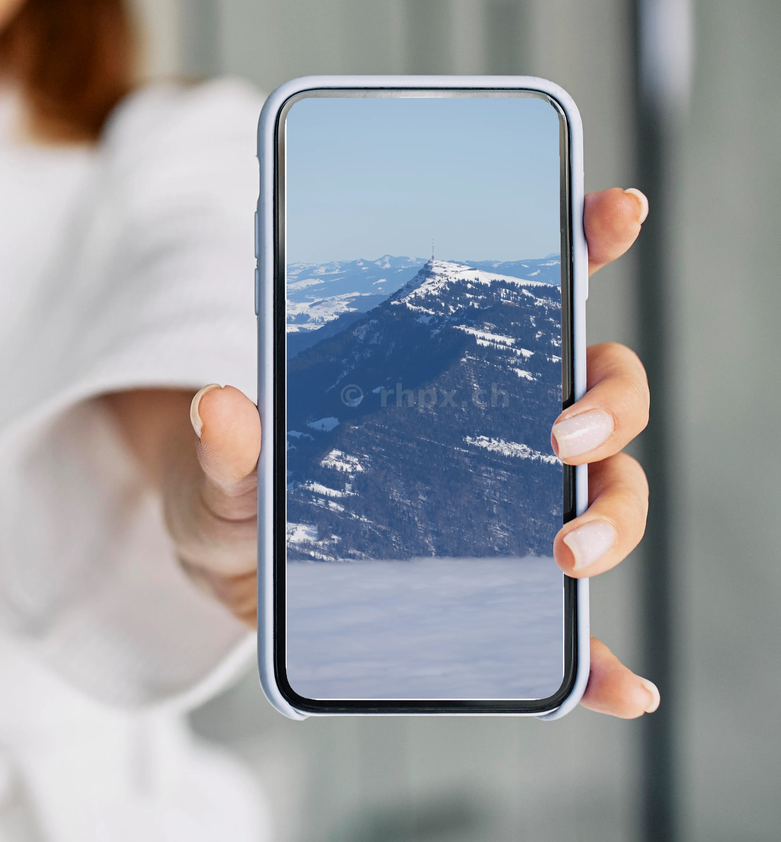 Der verschneite Rigi über dem Nebelmeer